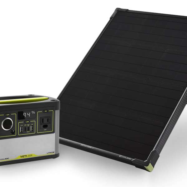 Yeti 200X + Boulder 50 Solar Generator